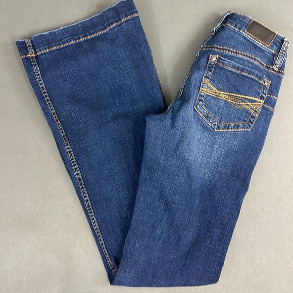 *Rank•45* Dark Wash Mid-Rise Flare Jeans size 25W x 36L - Picture 2 of 9